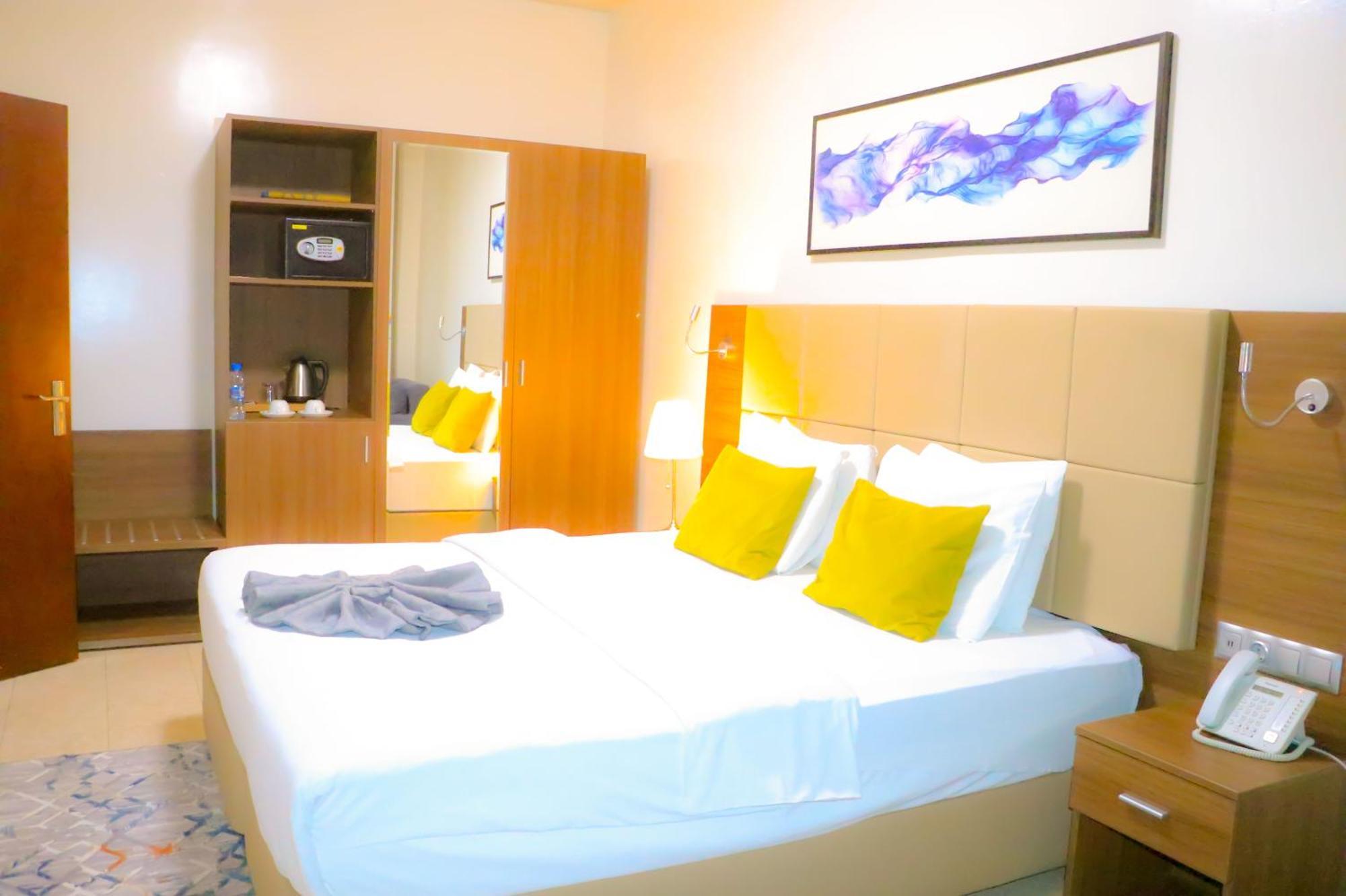 Capital Hotel Djibouti Djibouti City Екстериор снимка