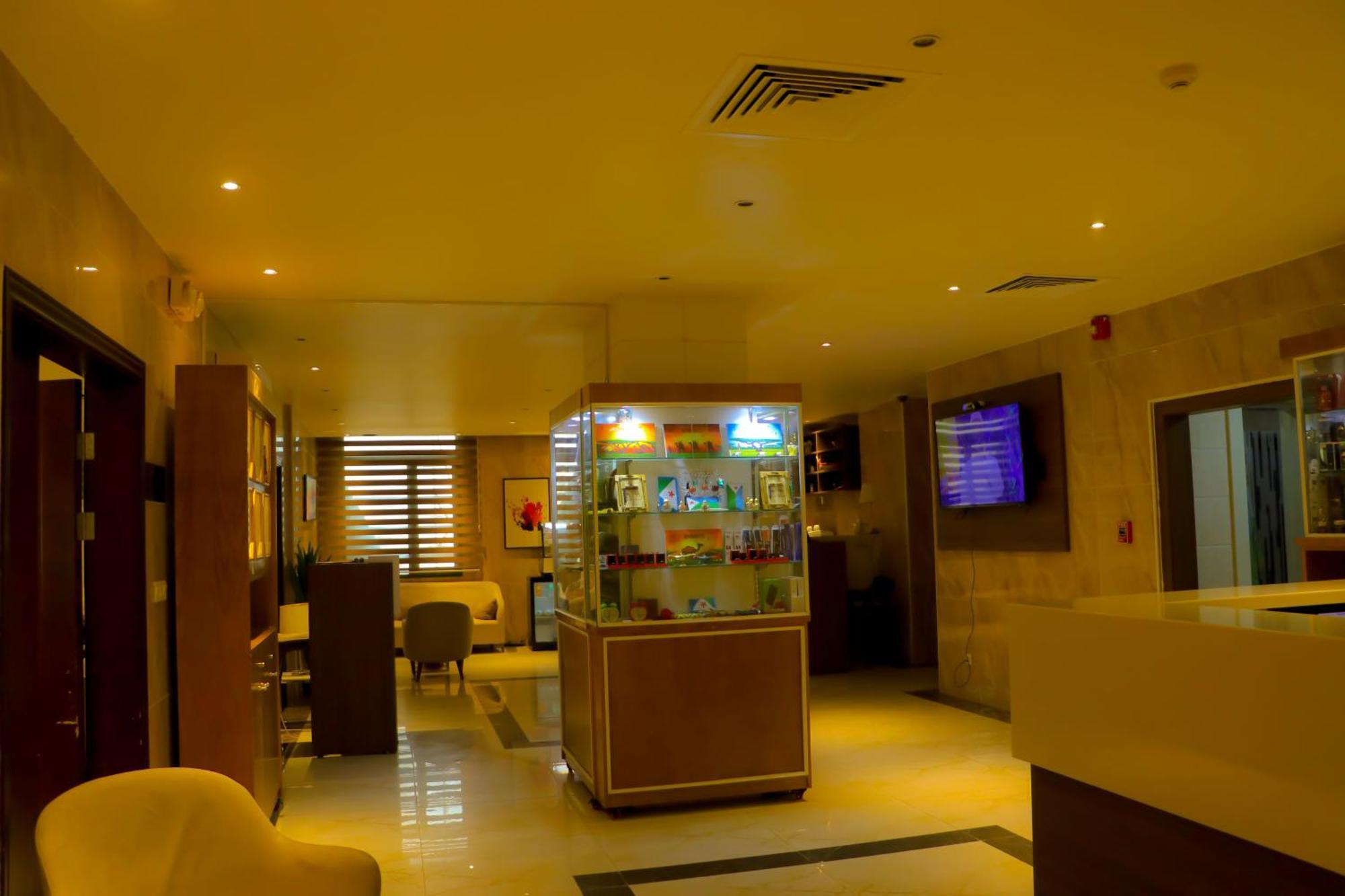 Capital Hotel Djibouti Djibouti City Екстериор снимка
