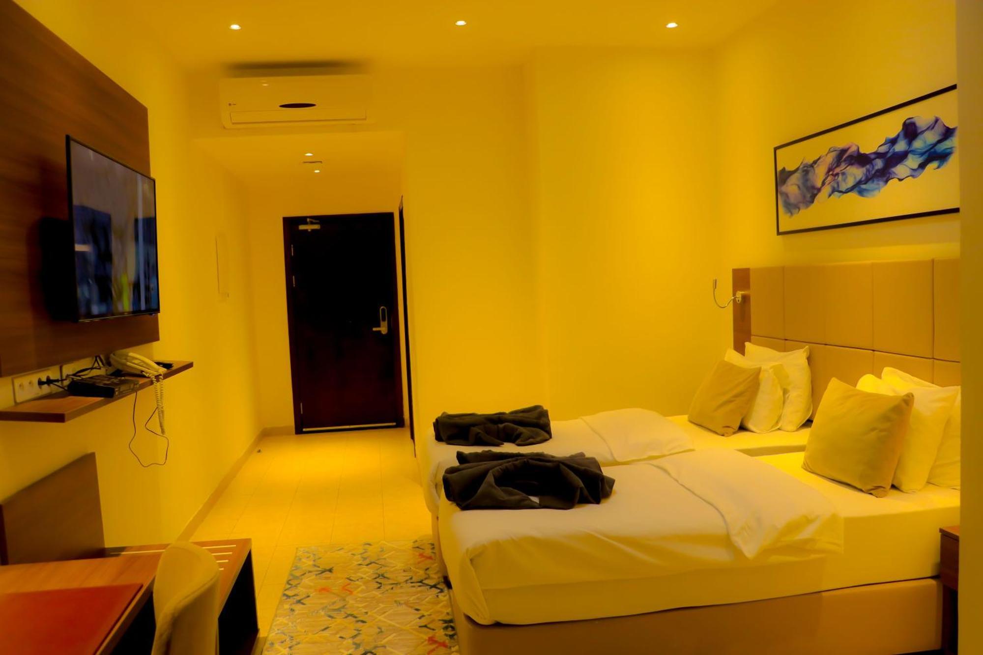 Capital Hotel Djibouti Djibouti City Екстериор снимка
