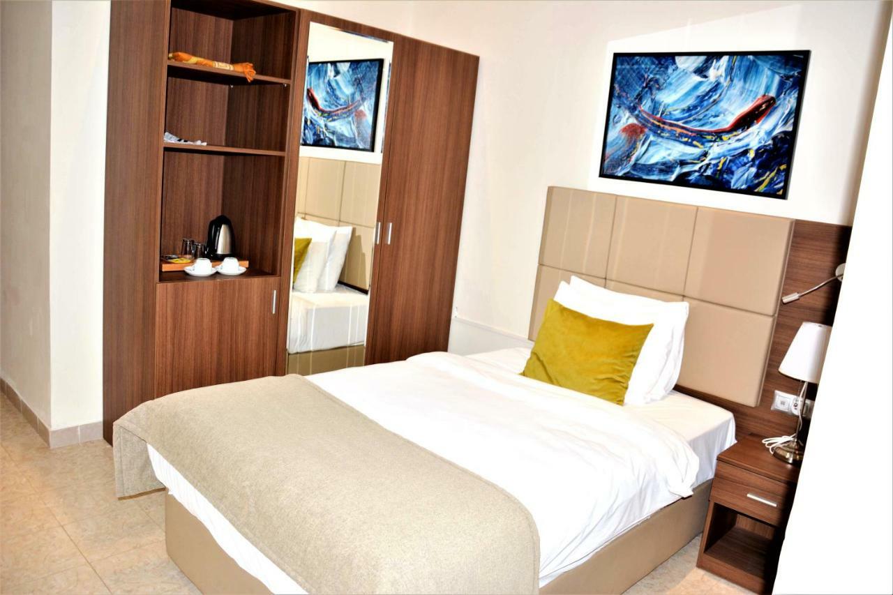 Capital Hotel Djibouti Djibouti City Екстериор снимка